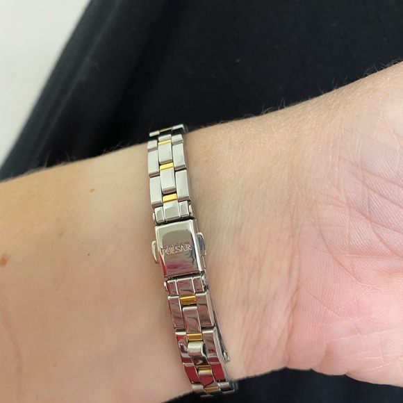 Pulsar Silver and Gold Womens Watch - Picture 2 of 4